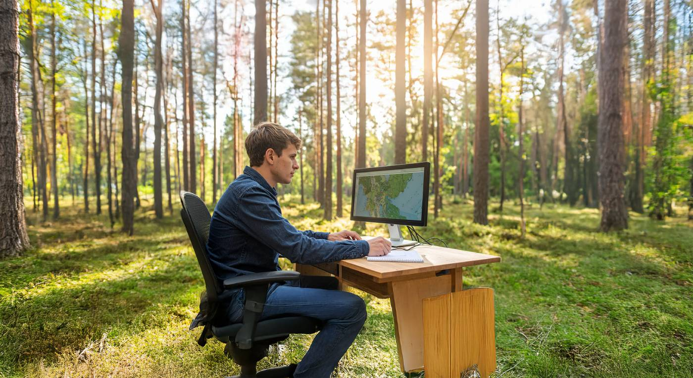 Icebound-hero-background